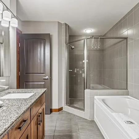 Stoneridge Mountain Resort Condo Managed By Little Sister Getaways Canmore Exterior photo