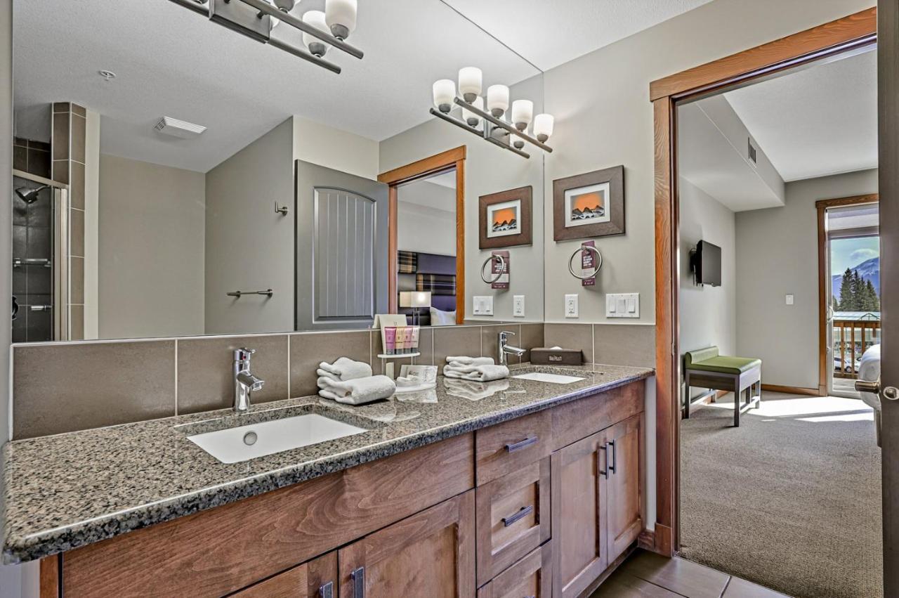 Apartment Stoneridge Mountain Managed By Little Sister Getaways Canmore